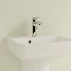 Villeroy & Boch O.novo 450x370 1th White Basin & Semi Pedestal -HANSGROHE Shop villeroy boch o novo 450x370 1th white basin semi pedestal p66003 285208 image